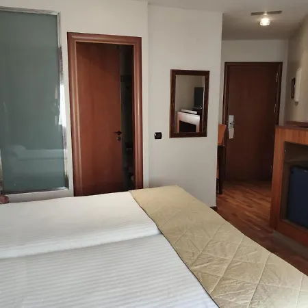Carlos V Hotel